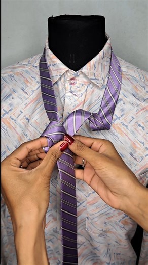 How to tie a tie like gentleman| How to Wear necktie #tie #tieknot #tietutorial #businesstie