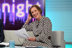 Kirsty Wark signs off from Newsnight for the last time