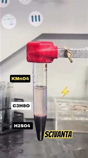 Strong Oxidation Reaction in Action ⚗️#oxidation #chemistry #experiment