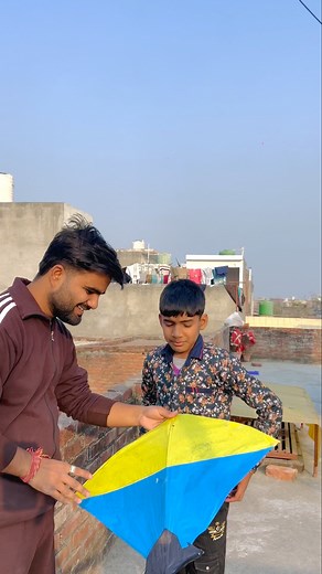 Padosi ki chhat par patang 😲 kite loot li #youtubeshorts #trending #shorts #kite #patang #kites