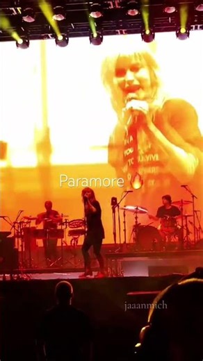Paramore live 🔥🤘#concert #live #paramore