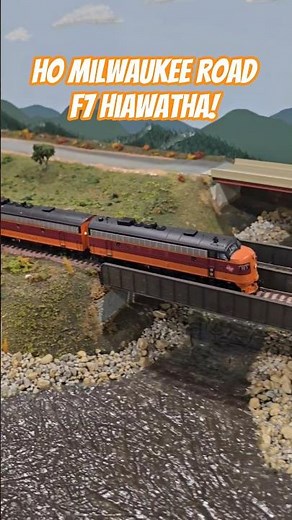 HO Scale Milwaukee Road F7A/B Hiawatha Passenger Train Crosses Bridge!