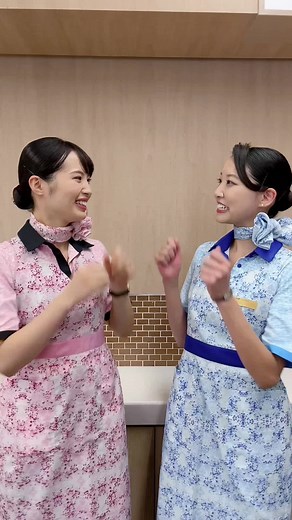 日本CAとのかっこいいCA髪の毛エプロンスタイル！ANAキャビンアテンダントの魅力をチェック！