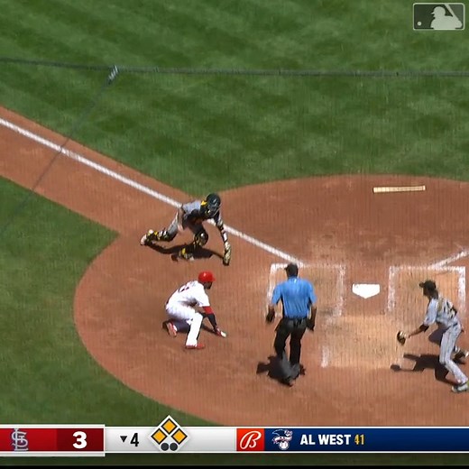 2.3M views · 22K reactions | The Cardinals are out here playing chess. | MLB | Facebook