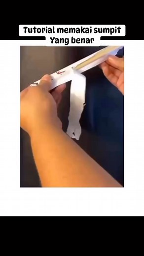 Cara pakai sumpit #caramemakaisumpit #tutorial | Enawaty Mada