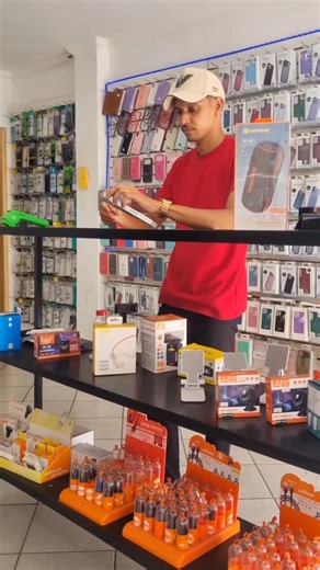 V’Tech | O Mundo dos Eletrônicos -BatalhaPi on Instagram: "V-TECH PI O MUNDO DOS ELETRÔNICOS 📱🌎 Tudo que você precisa em tecnologia,do básico ao avançado! Assistência Técnica para seu 📱 🚀Compre e evolua !"