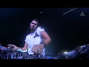 444K views · 1.3K reactions | Drop The Bass is climbing the Beatport...