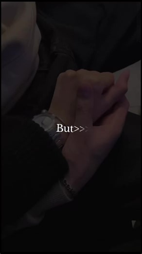 Hugging fav person is best part of the day... It's not only physical touch it's direct connection with heart with feelings>>>🫂 #foryoupage #unfrezzmyaccount #trendingsong #couplevideos #fppppppppppppppppppppppp