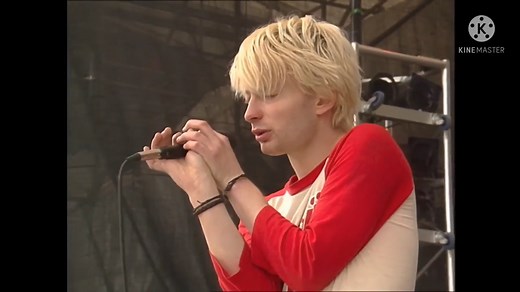 186K views · 12K reactions | Radiohead - Creep live at Rock am Ring -1994 | Amanti Del Rock | Facebook