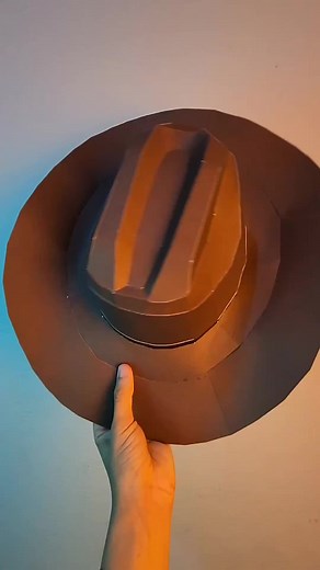 Cómo hacer un sombrero vaquero de papel