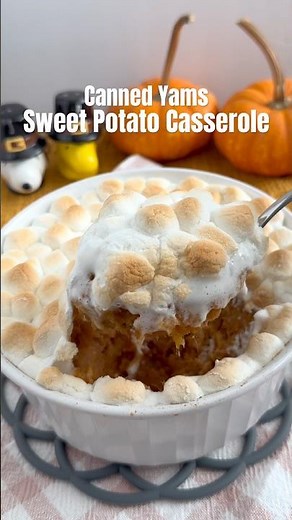 Canned Yams Sweet Potato Casserole!🍠🧡 #sweetpotatorecipes #thanksgivingrecipes #cooking #shorts