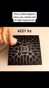 Sound vibrations forming geometric patterns in Cymatics experiment. #scienceismagic Vibration and resonance rearranges matter. This is the power of the influence of sound vibrations in matter. Different frequencies creates different patterns. These patterns are repeatable, not random. Original experiment by “brusspup” on YT. #resonance #cymatics #science #sound #acoustic #waveforms #vibration #harmonics #oscillation #waves #frequency #patterns #awesome #amazing #spectroscopy #physics | Light is 