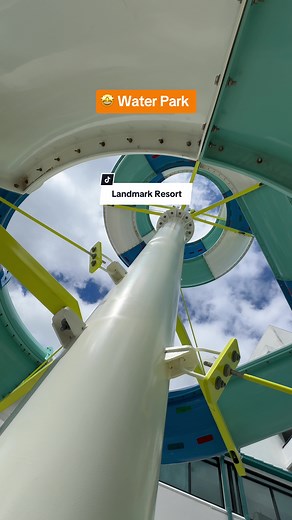 This family-friendly resort in Myrtle Beach, SC has a WATER PARK! ☀️ 🛝 🌊 Add The Landmark to your list of hotels to visit in 2024! Tag someone that you want to stay here with! #visitmyrtlebeach #myrtlebeach #myrtlebeachresort #resorts #vacation #myrtlebeachvacation #familyvacation #placestovisit #travel #kidfriendly #familyfriendly #cool #fun #waterpark #familytravel #reviews #fyp #northmyrtlebeach #beach #beachvacation