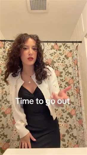 stella fiallo on Instagram: "Curly hair for the win! #fypageシ゚ #foryou #jesuslovesyou #hair #love"