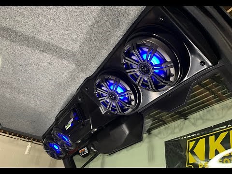 Defender Limited SDE custom stereo installation