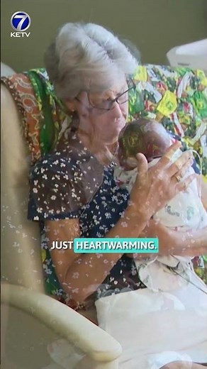 Meet Methodist Women's Hospitals volunteer NICU cuddlers