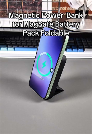 Magnetic Power Bank for Magsafe Battery Pack Foldable 10000mAh Wireless Portable Charger with USB-C Cable LED Display 22.5W PD Fast Charging for iPhone 16/15/14/13/12 All Series - Silicone