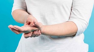 'Did I Pull A Muscle Or Is It A Pinched Nerve?' Expert Explains The Difference