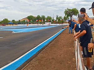 437K views · 3.6K reactions | That sound!! (Turn UP the volume) 18-years after covering our first ever World Championship here on Red RC (Argentina 2007) that sound of a train of 1:8 Onroad cars at full throttle still makes the hair stand on our neck!! This is the reason we refer to it as the F1 of RC racing. This clip is from the first flying lap of the 2025 IFMAR 1:8 Onroad World Championship final from Santiago, Chile. capricorn rc | Radbody | T-Works | IFMAR | Red RC | Facebook