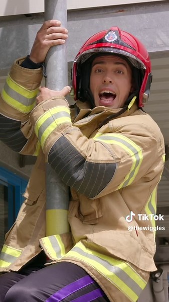 Celebrating Big Strong John's Birthday with The Wiggles