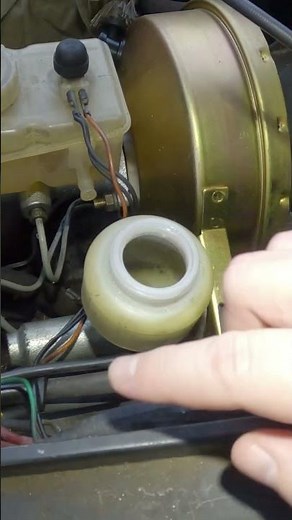 Fix Clutch Bleeding Issues on an Alfa Spider