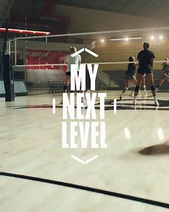 Under Armour 最優秀的運動裝備系列 UA RUSH 備有遠紅外線技術，助你表現更突出，將你解鎖到更高水平。 馬上前往 UA.com 選購。 | Under Armour