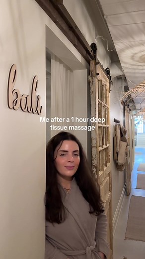 Whats your go-to massage?💆🏻‍♀️ #torontomassage #dayspa #torontolife #wellnesstips #torontotok #healthyliving #romanticizeyourlife #touchmassagebar #inflammationrelief #softlife
