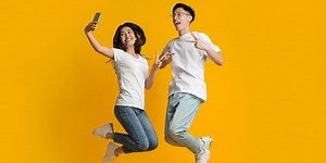 Bebas Internetan 24 Jam Tanpa Menguras Kantong, Ini Paket Internet yang Kamu Butuhkan | merdeka.com