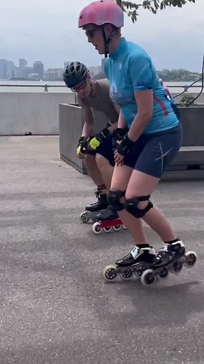 Scooting: The most versatile Stride Training Drill that exists. Whether you’re a beginner wanting to find more balance on purpose, or an intermediate skater who has ‘graduated’ to larger wheels or low cut speed boots, scooting is a Magic Move! Scooting will help you to; *Understand how propulsion is created & maximise your push *Fix inside edge pronation - for good *Glide more easily on both legs *Find & maintain the correct ‘knee over toe’ knee bend *Strengthen your ‘skate muscles’ legs, glutes