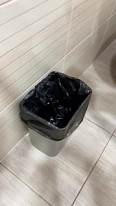 Can you believe something this enchanting is made only from thread? #decor #DIY #giftideas #craft Materials: • Ball • PVA glue • Hot glue • Needle • Thread • Filler • Foamiran • Scissors • Lace ribbon • Decorative flowers | FastDIY