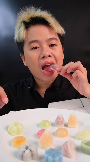 95K views · 2K reactions | Kẹo sáp trung quốc siêu hót | Spicy Kim | Facebook