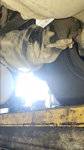 brake chamber explodes #mechanic #sehar #petshub #explosion #boom #shortvideos #mechanical #money