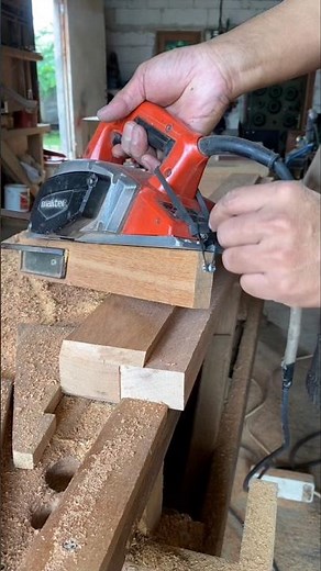 Woodworking Trick // This is the process of smoothing a wooden frame #woodworking