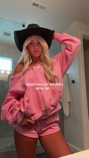 @m.h.beautyco is the best for spray tans🩷 | spray tan