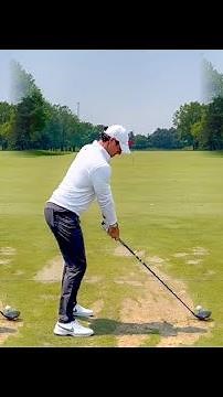 RORY MCILROY GOLF SWING - SLOW MOTION