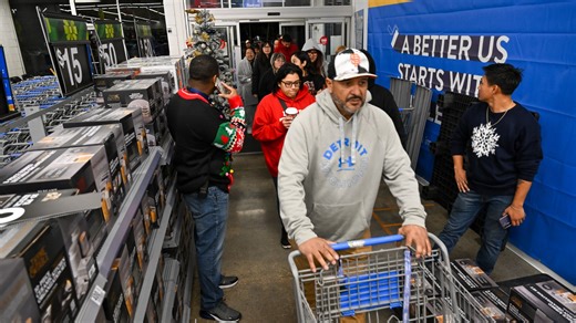 Walmart is giving shoppers two chances to get last-minute gifts delivered