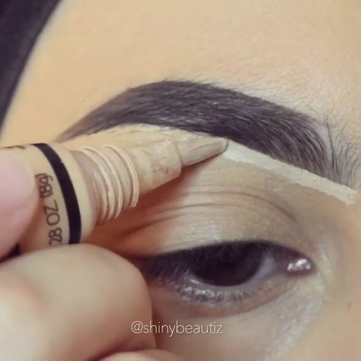 Thick Natural Eyebrow Tutorial