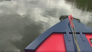 Living on London's canals and rivers is becoming more popular - but it's getting a bit crowded. | BBC London