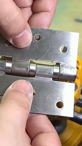 Self Closing Door Hinge #DIY | Frank P. Smith