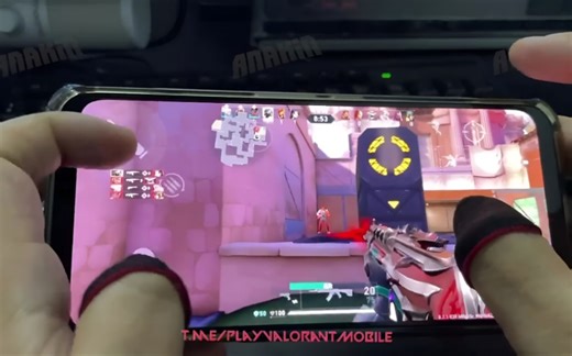 Valorant Mobile - Handcam Gameplay