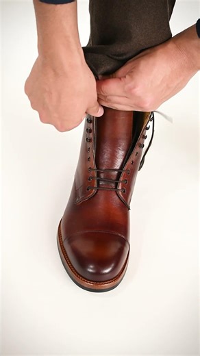 Try to lace your boots this way☝️