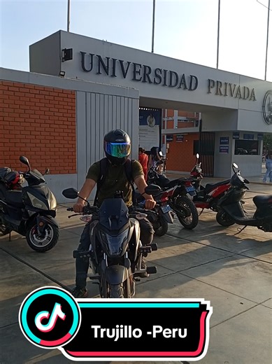 🚨 ¿HARTO DE LAS COLAS Y EL TRÁFICO EN TRUJILLO? LLEGÓ TU SALVACIÓN 🚨🛵💨 ¿Cansado de ir colgado en la puerta del micro o de esperar 30 minutos por una combi que nunca pasa? 😫 En Moto Go, aplicamos logística de eficacia comprobada para que recuperes tu tiempo. ¡Movilidad SIEMPRE DISPONIBLE para que llegues puntual a donde sea! 📍 COBERTURA TOTAL - DONDE TÚ ESTÉS, LLEGAMOS: 1. SALUD (¡Puntualidad Vital!): Hospital Regional Docente, Hospital Belén, IREN Norte, EsSalud (Albrecht, Lazarte, La Espe