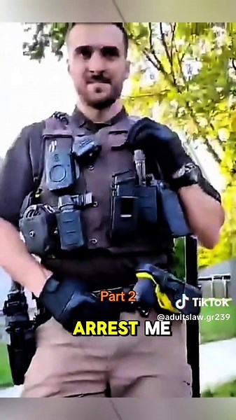 Police Traffic Stop: Tensions Rise During Arrest