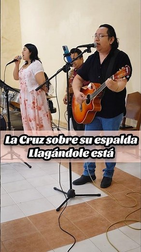 Saliendo del pretorio, marcha una procesión. ✝️👣🙏🏻 #musicacristiana #alabanza #adoracion #worship