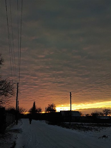 ну які ж гарні ці зимові заходи 🌄😍🌝 #ukraine #sunset #beautiful #красанавколонас #february