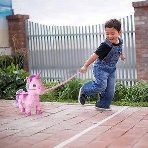 9M views · 5.3K reactions |  Un unicorn care merge și cântă 濾 va deveni jucăria preferată a copilului tău!!!  Acesta va lăsa deoparte telefonul, calculatorul și jocurile video, și se va distra de minune cu noua sa jucărie.  ❤ Fă-ți copilul fericit ❤  Comandă și profită de prețul redus ⬇ | DokiShop | Facebook