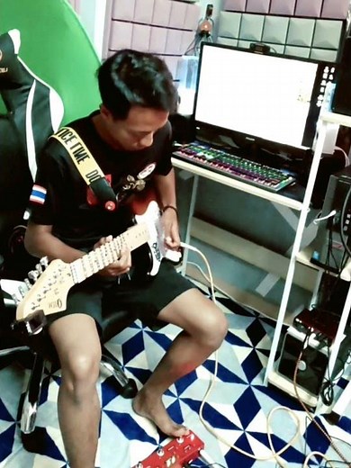 COD MOSKY DC5 6-in-1 Guitar Multi-Effects Pedal Delay + Chorus TESTING / QUALITY CHECK.