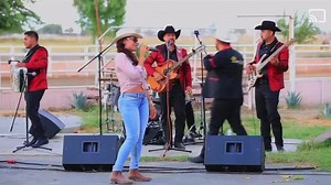 869K views · 15K reactions | Mejor que me lleve el diablo chiquito  Alejandra Rojas #purasbuenasdelcajon #quemelleveeldiablo #spotify #mujeresacaballo | Alejandra Rojas | Facebook