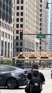 LaSalle Street in Chicago. Beautiful buildings. 🫶🧡