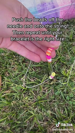 Bead spinner tutorial! 💗 #fyp #xyzbca #claybeads #claybeadbracelets #trending #relatable #viral